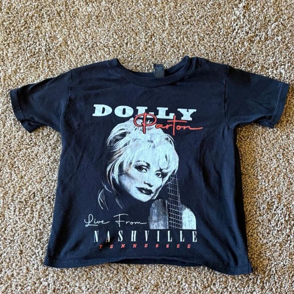 Gildan Women's Black T-shirt